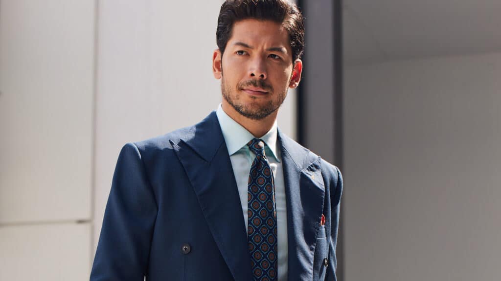 A classic 6x2 double-breasted suit in OP2522 Heron.