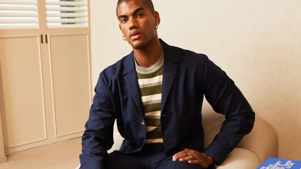 A full-length suit in OP2549 Marlo can look equally sharp this spring in a short suit configuration.