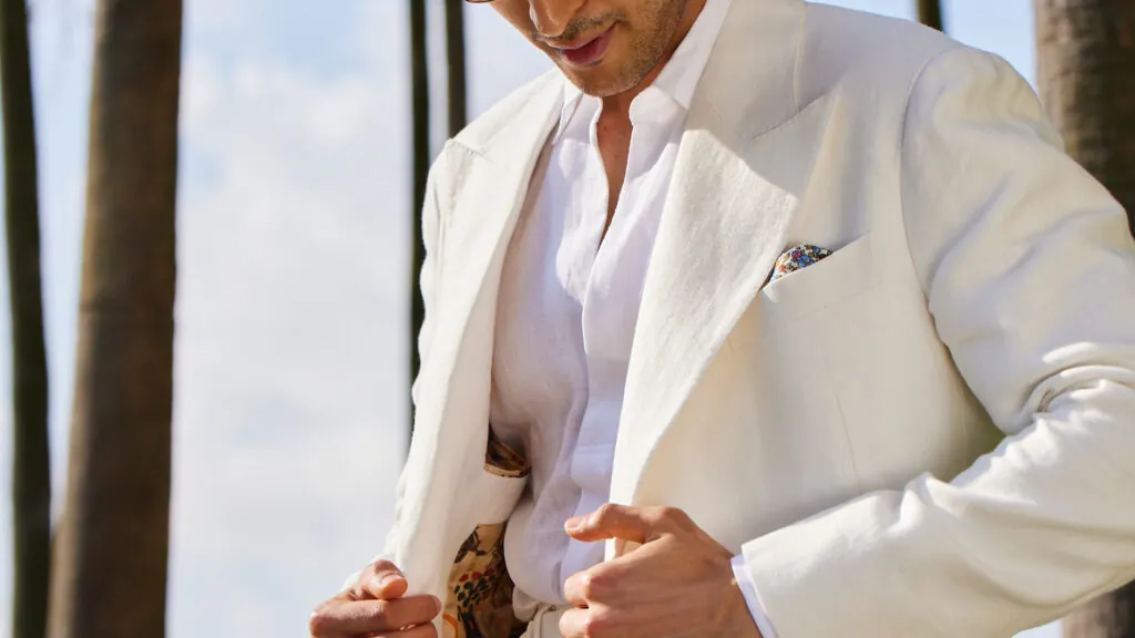 OP2618 Palm Beach is an off-white linen fabric that offers a luxurious handle, ideal for formal suiting.
